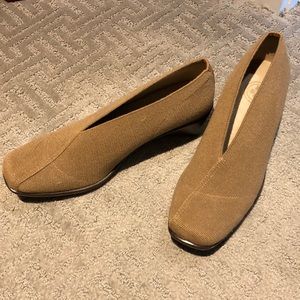 Like New Charleston Shoe Company Shoes